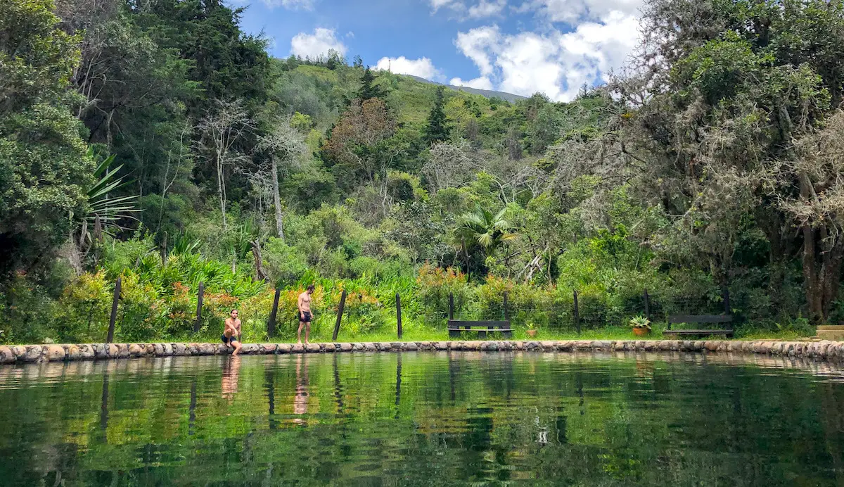 Descubre la piscina secreta en Villa de Leyva con 400 años de antigüedad